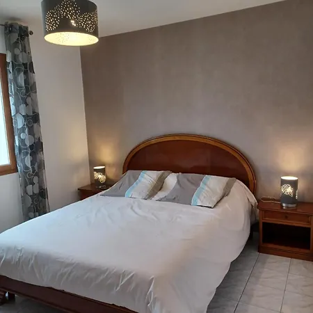 Maison De Avec 4 Piscine Clim Et Wifi Holiday home *