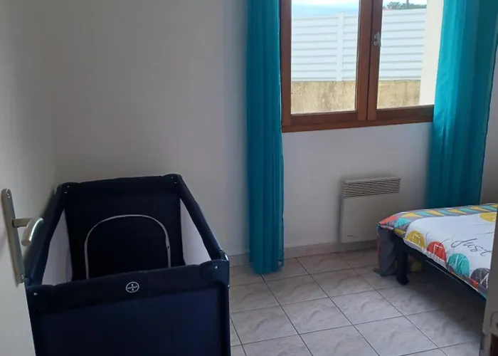 Prázdninový dům Maison De Avec 4 Chambres-piscine-clim-wifi *